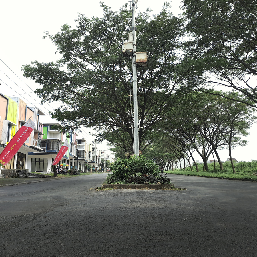 KOMERSIAL AREA